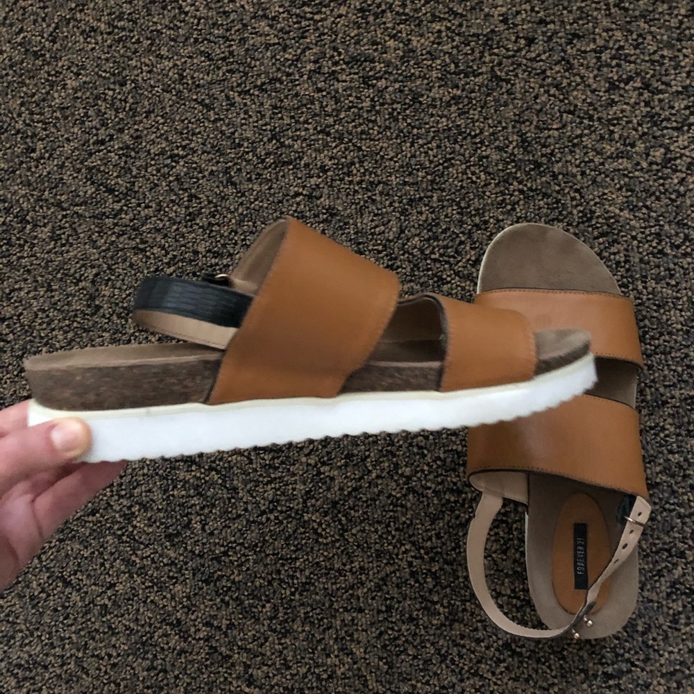 Platform sandals